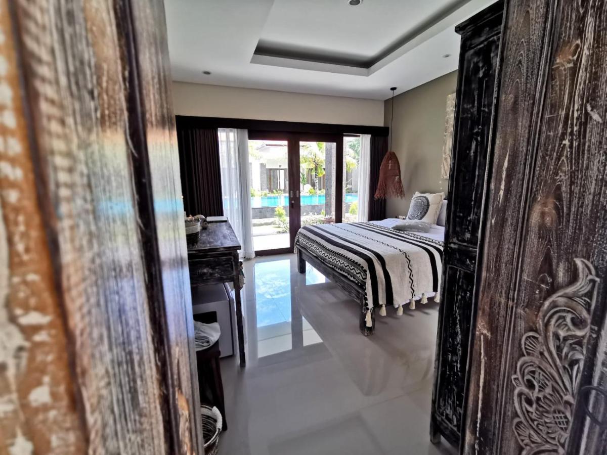 Wisma tamu Kubu Garden & 2*