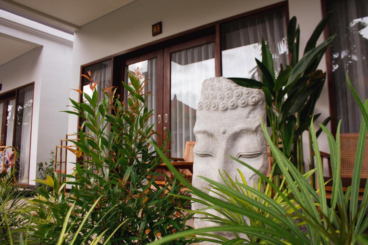 Kubu Garden & Wisma tamu