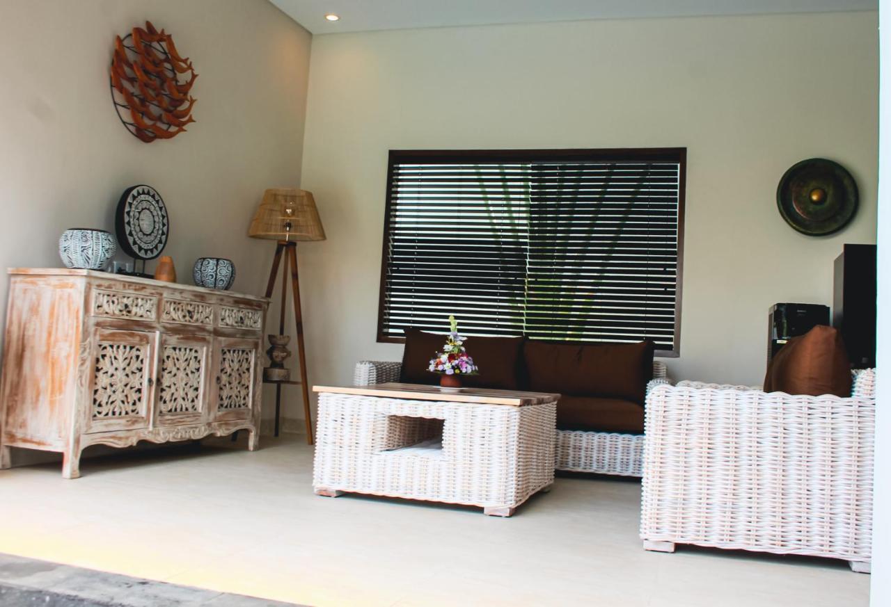 Kubu Garden & Wisma tamu 2*